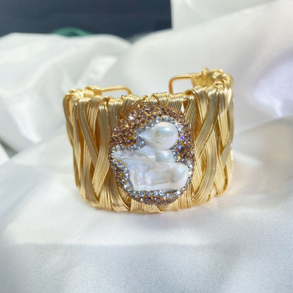 Natural Light Design Luxury Baroque Bracelet